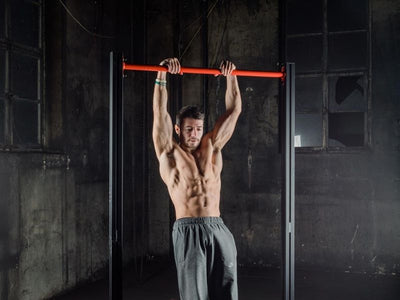 Kraftsport: Definition, Disziplinen & Vor- und Nachteile Krafttraining